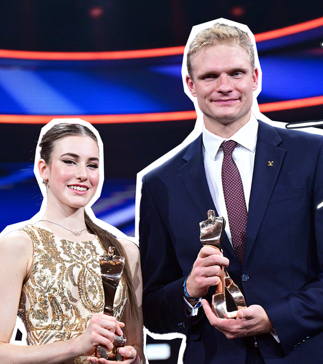 Die Sportgymnastin Darja Varfolomeev (l) und der Ruderer Oliver Zeidler halten während der Gala für die Wahl «Sportler des Jahres» im Kurhaus ihre Siegertrophäen in den Händen.