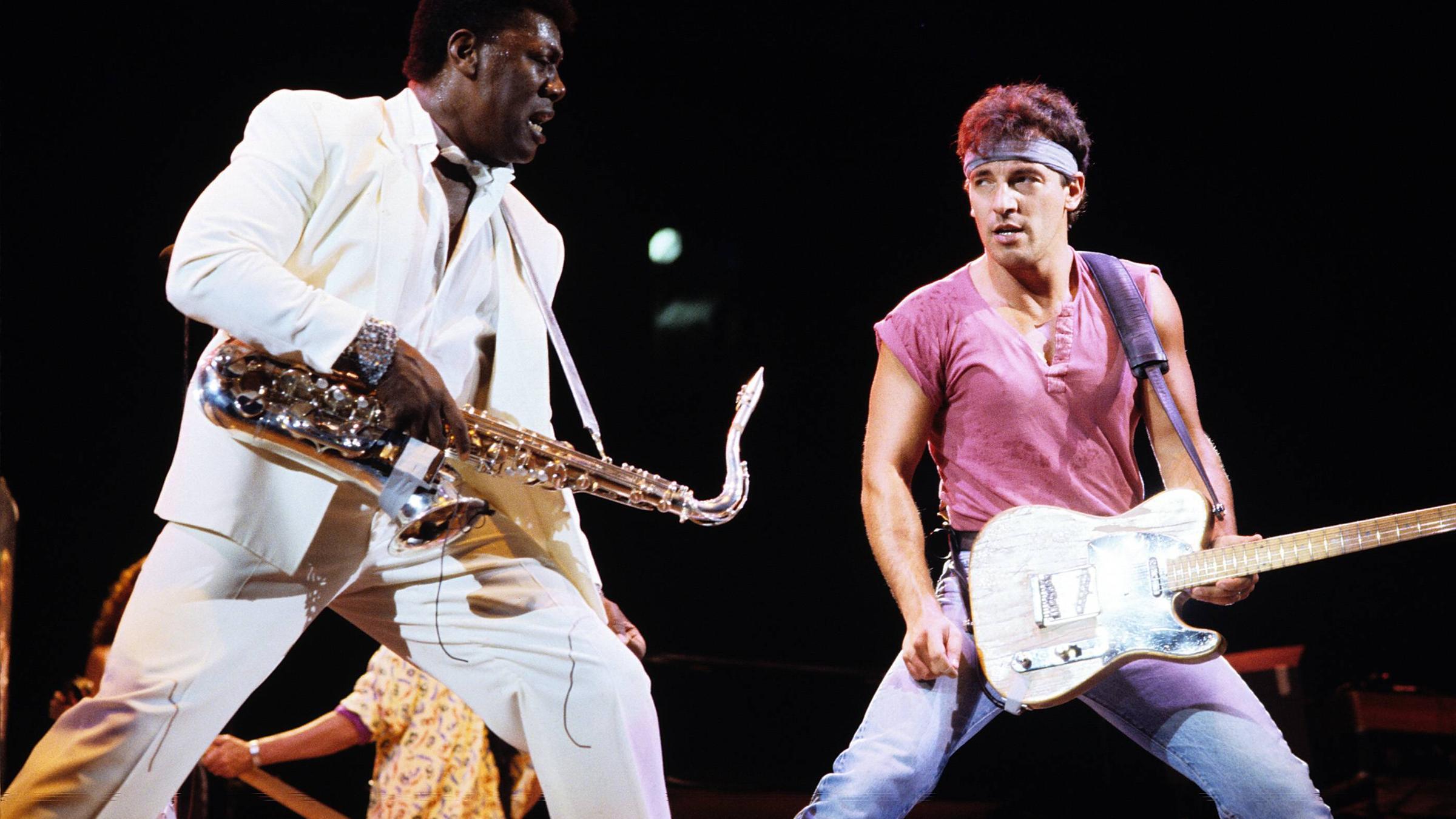 Bruce Springsteen mit seinem langjährigen Saxophonisten Clarence Clemons in den 80ern