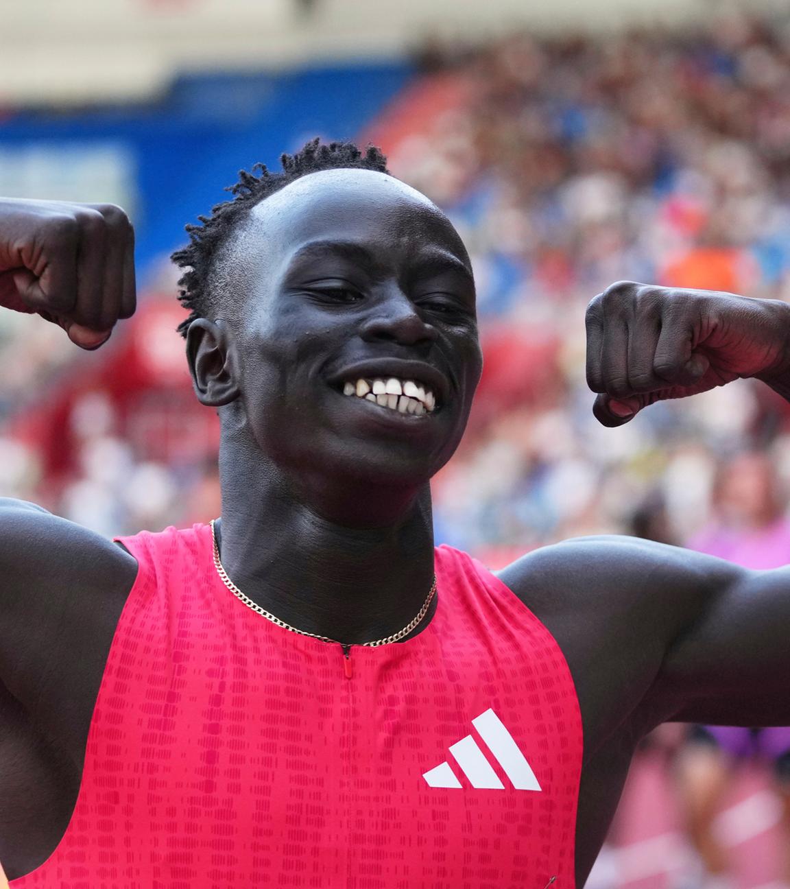 Gout Gout aus Australien feiert seinen Sieg über die 200 Meter der Männer beim Golden Spike Leichtathletik-Meeting in Ostrava, Tschechien