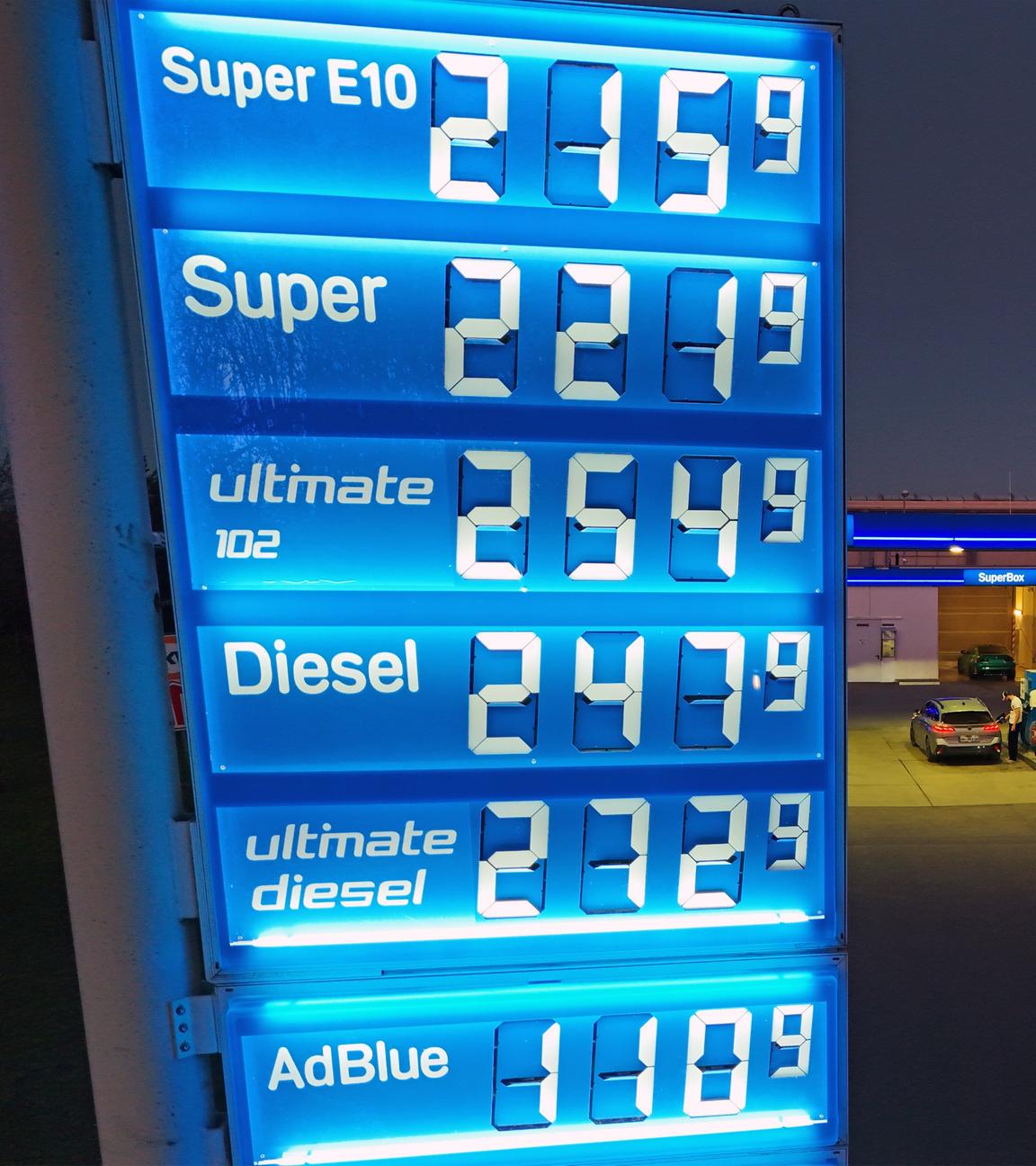 Taeglich neue Rekorde:DIESEL Kraftstoff erreicht historischen Hoechststand am 07.04.2026 an dieser Tankstelle in Muenchen.