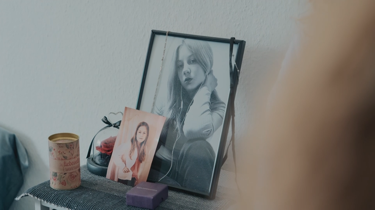 Zu sehen ist ein Bild eines Mädchens.