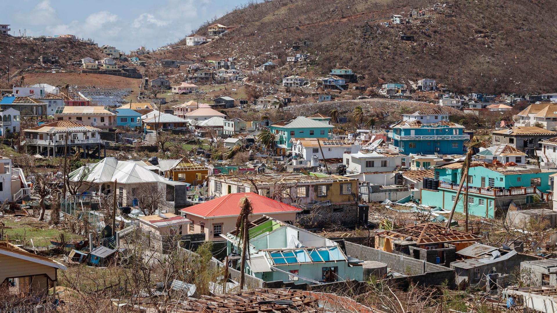 Zerstörte Häuser auf St. Vincent und die Grenadinen