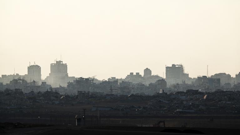 Beschädigte Gebäude am Stadtrand von Gaza-Stadt