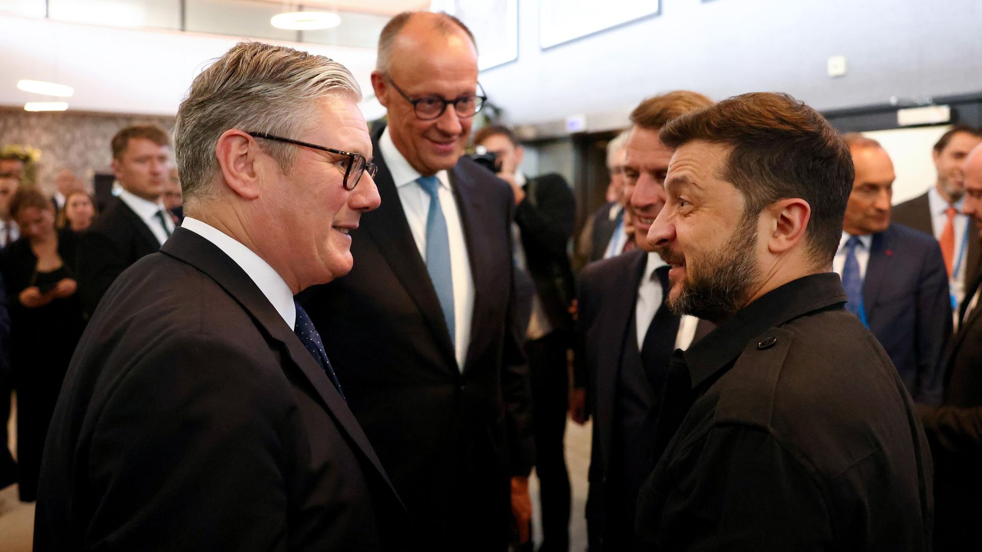 Premierminister Keir Starmer trifft sich mit den Staats- und Regierungschefs der E3