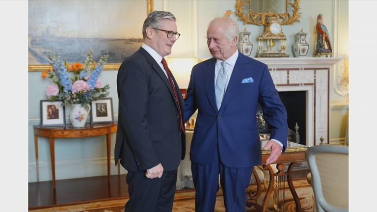 Starmer mit König Charles