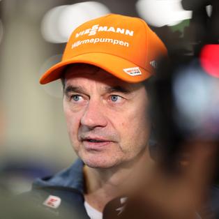 Stefan Horngacher, the national coach of German ski jumpers, while grooming DSV athletes, announced that he will resign from his position at the end of the upcoming 2025/26 Olympic season. 
