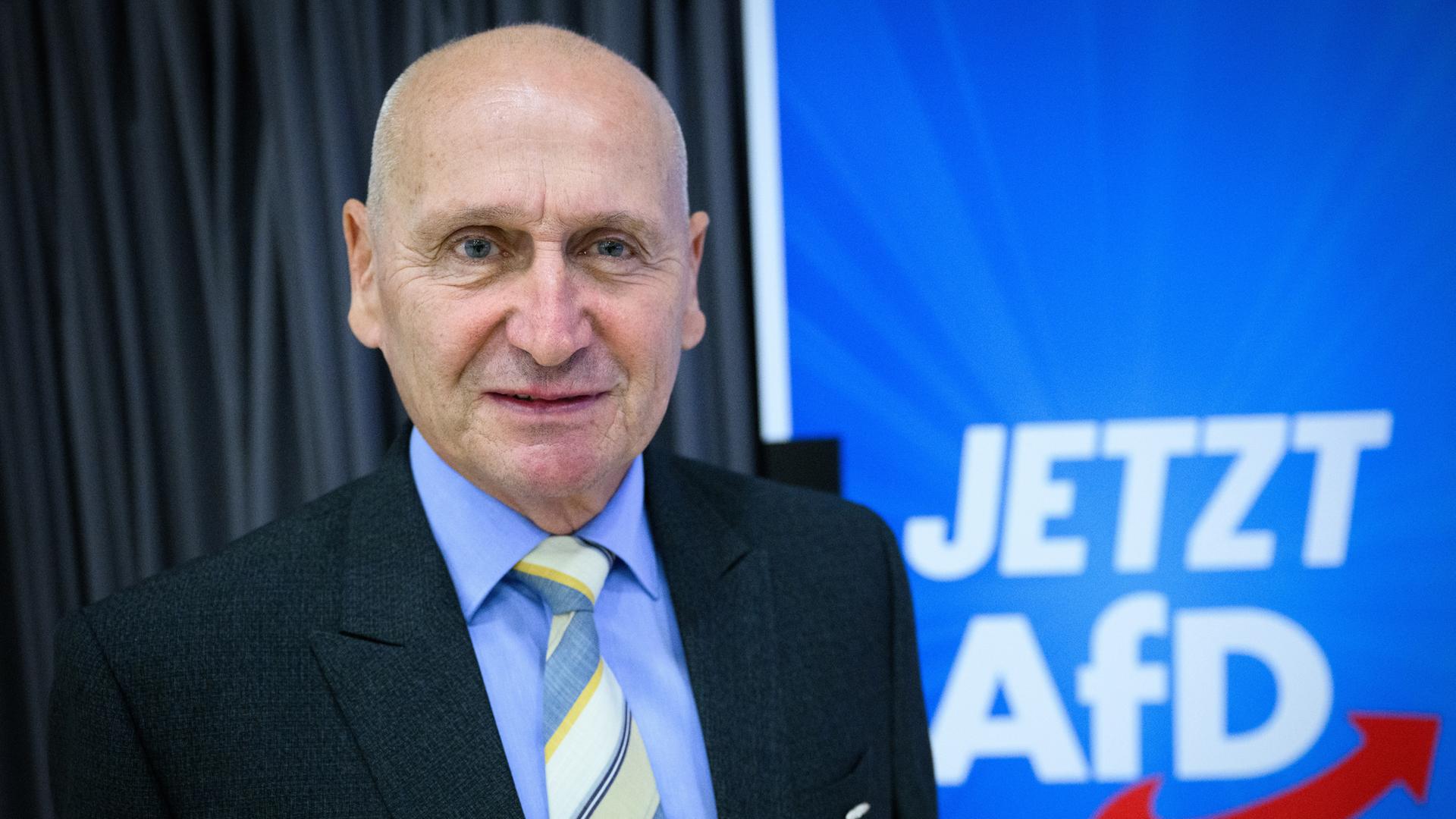 Stefan Hrdy steht beim Bundesparteitag der AfD in der Grugahalle in Essen am 30.06.2024.