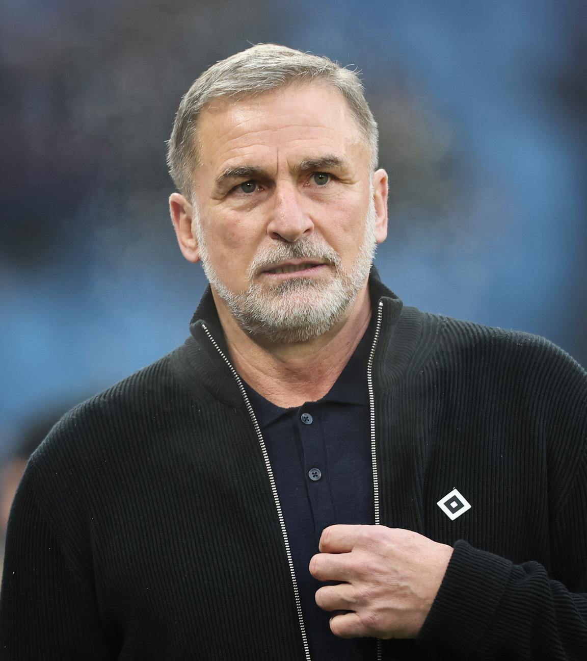 Stefan Kuntz, Vorstand Sport der HSV Fußball AG, vor dem Spiel am 20.12.2025 in Hamburg.