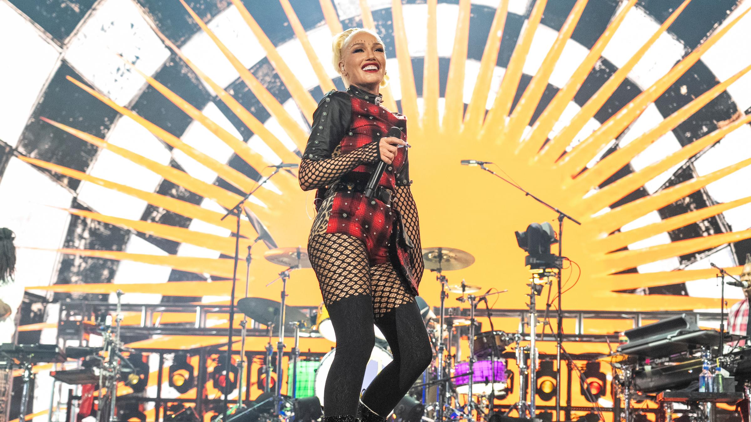 US-Sängerin Gwen Stefani von "No Doubt" beim Auftritt