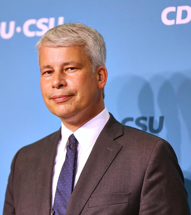Steffen Bilger (CDU) bei einem Pressestatement nach der CDU/CSU-Fraktionsvorstandssitzung.