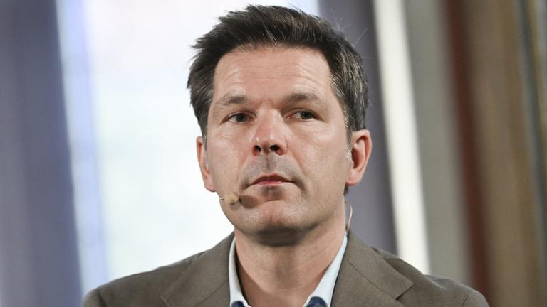 Steffen Krach