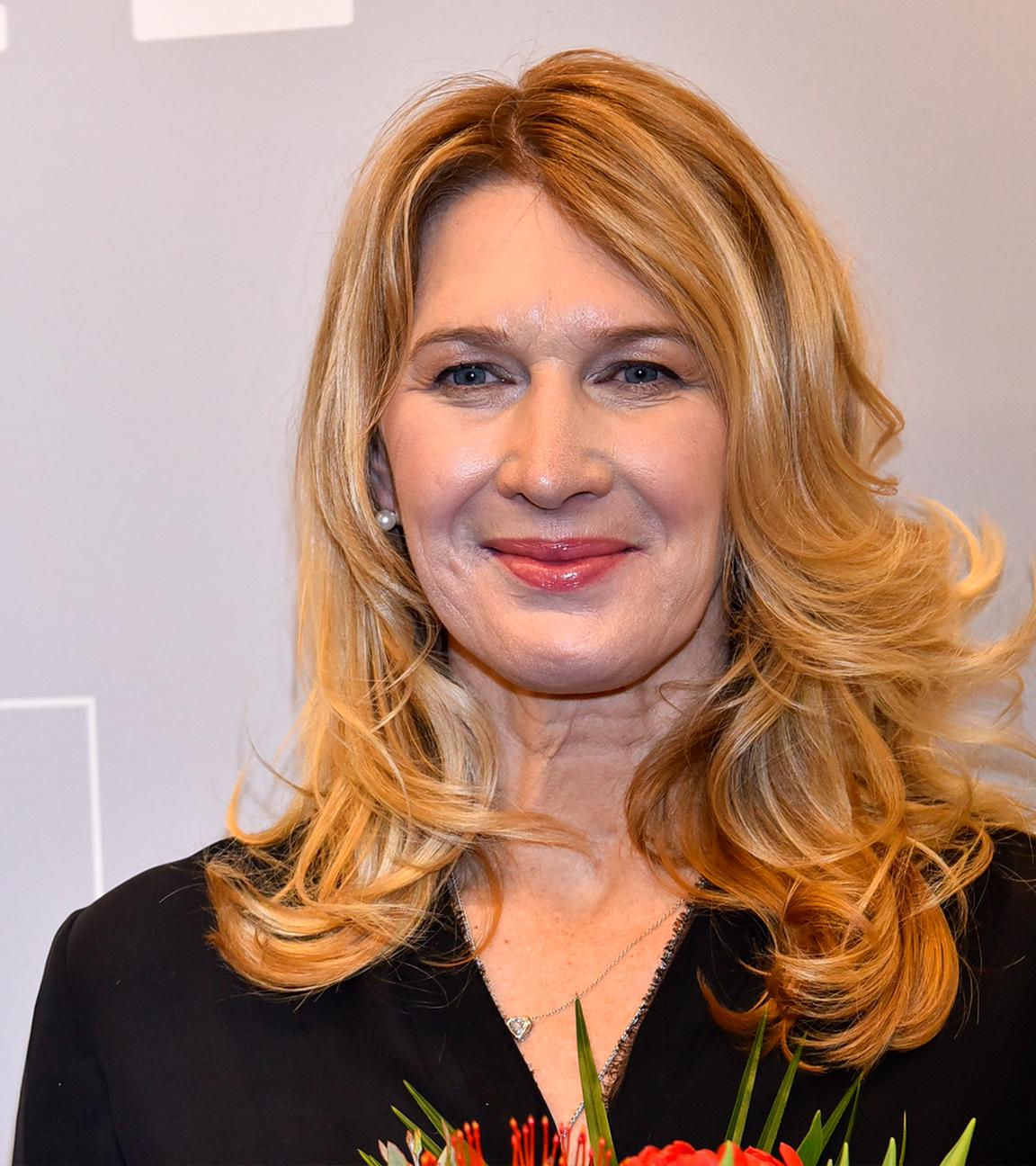 Steffi Graf sehen wir wieder öfter, denn die Tennislegende wird für eine Sportmarke werben. Bewegung sei Lebensqualität, die Steffi Graf so an viele Menschen weitergeben möchte. (12.02.2026) 