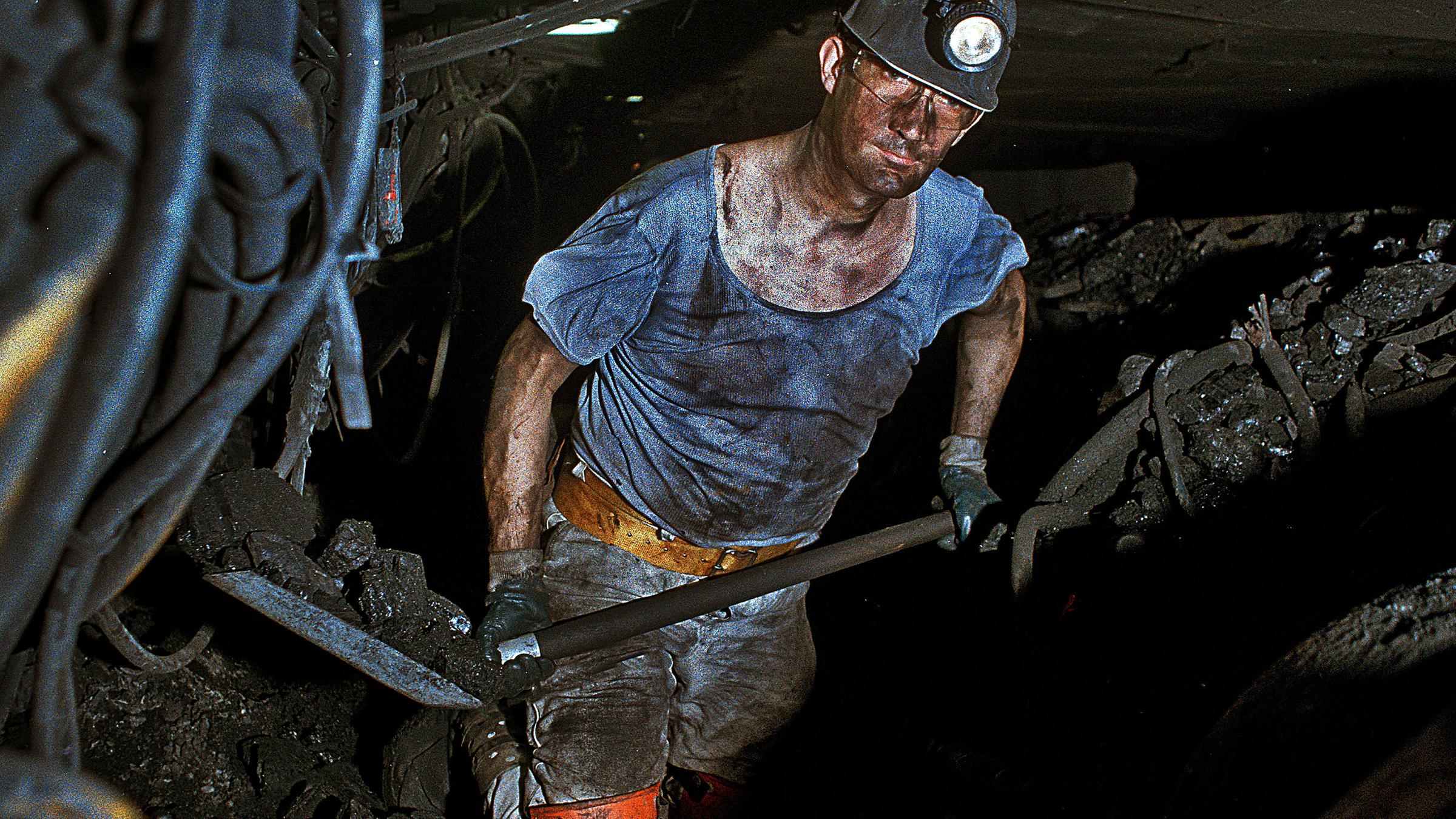 Archiv: Bergmann auf der Zeche Prosper