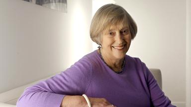Stella Rimington, die erste Frau an der Spitze des britischen Inlandsgeheimdienstes MI5 (Archivfoto vom 26.01.2009).