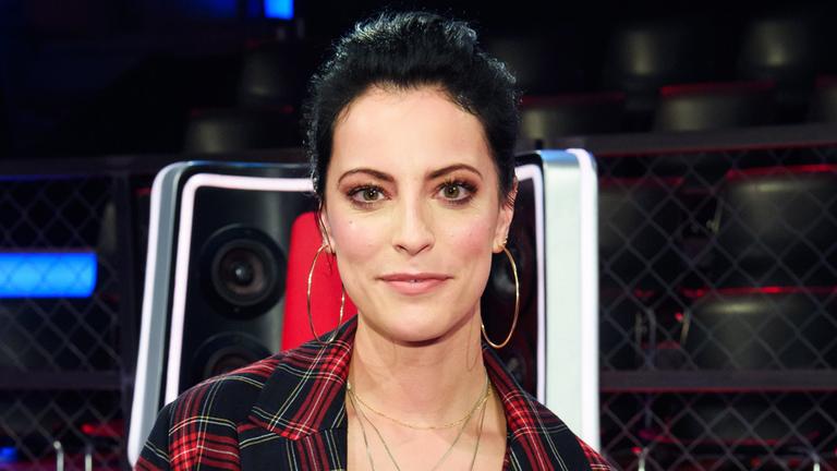 Stephanie Kloss im Studion von The Voice of Germany