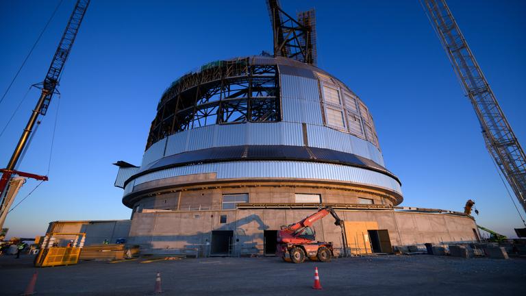 Die Baustelle der Teleskopanlage (Extremely Large Telescope, ELT) der Europäischen Südsternwarte (ESO) auf dem Berg Cerro Armazones in der Nähe des Paranal-Observatoriums.