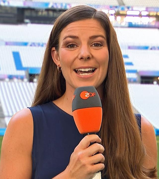 Amelie Stiefvatter | ZDF-Reporterin in Marseille