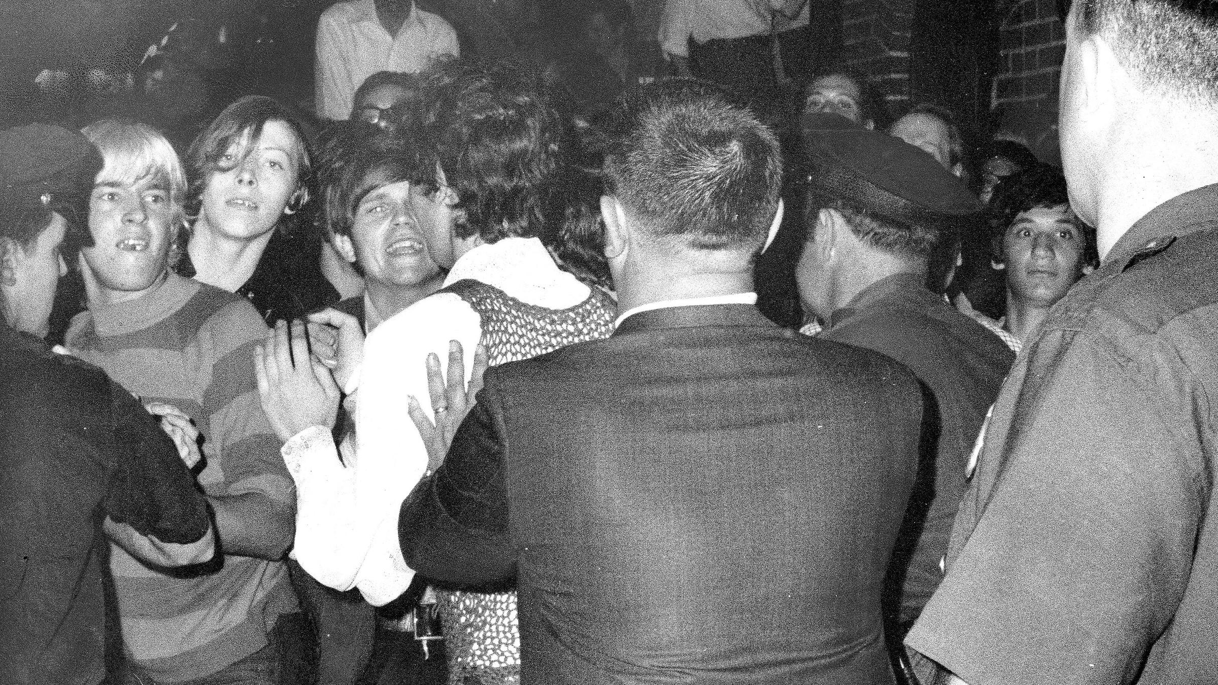 Polizeirazzia im Stonewall Inn 1969