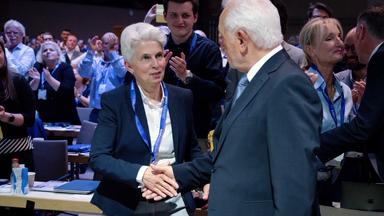 Marie-Agnes Strack-Zimmermann und Wolfgang Kubicki beim 77. Ordentlichen Bundesparteitag der FDP im Estrel Congress Center