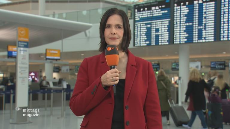 Brigitte Saar am Flughafen München