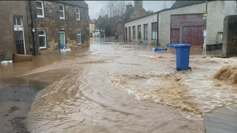 Sturm über Schottland