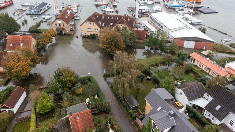 Deiche in drei Orten im Kreis Schleswig-Flensburg gebrochen