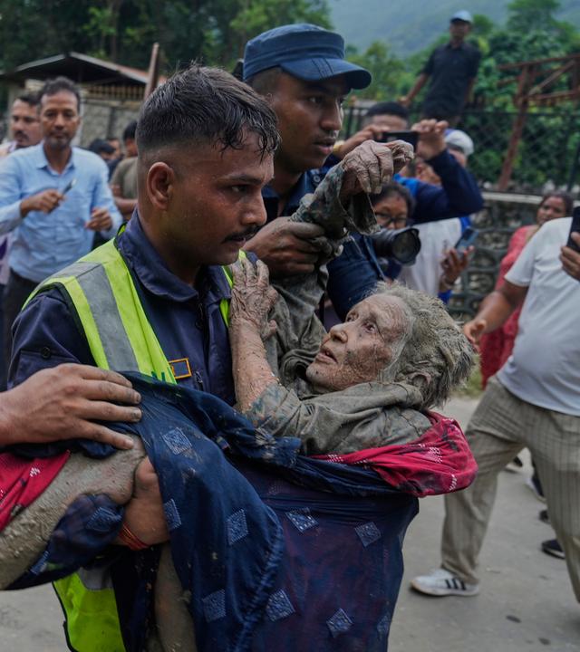 Sturzflut im Himalaya