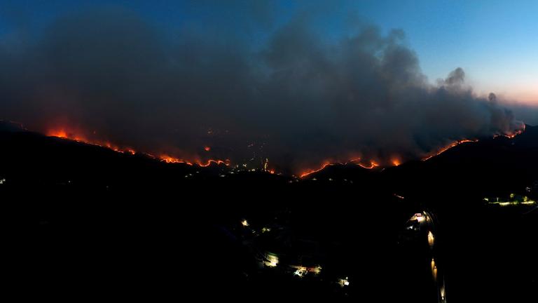 Waldbrände in der Provinz Nord-Gyeongsang, Südkorea