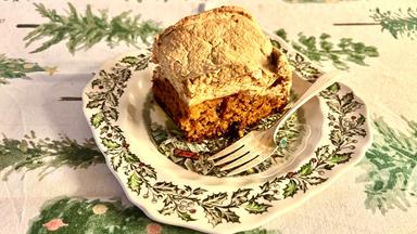 Süßkartoffel-Kuchen mit Baiserhaube