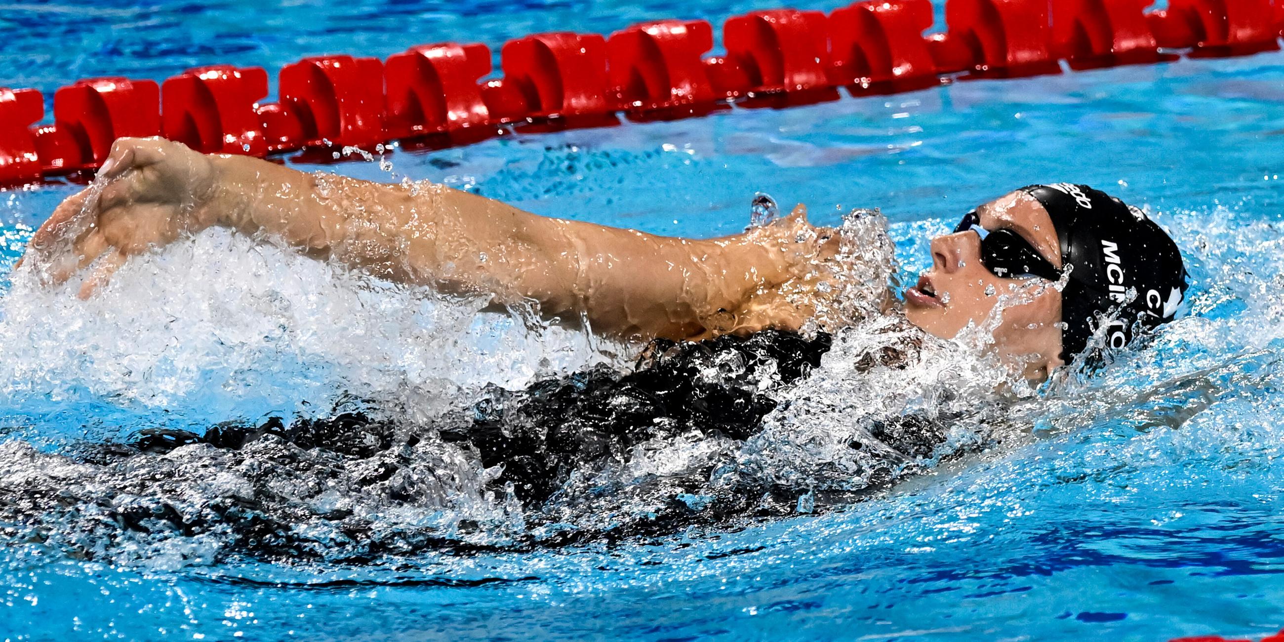 Summer McIntosh am 14.12.2024 während der World Aquatic Swimming Championships 2024 in Budapest.