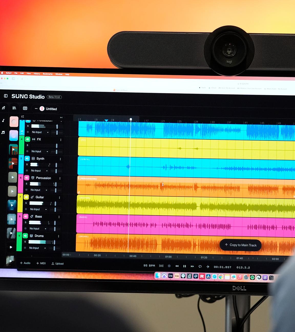 Während der Erstellung eines KI-Musikstücks bei SUNO werden Wellenformen von Audiodateien verschiedener Instrumente auf einem Computerbildschirm angezeigt