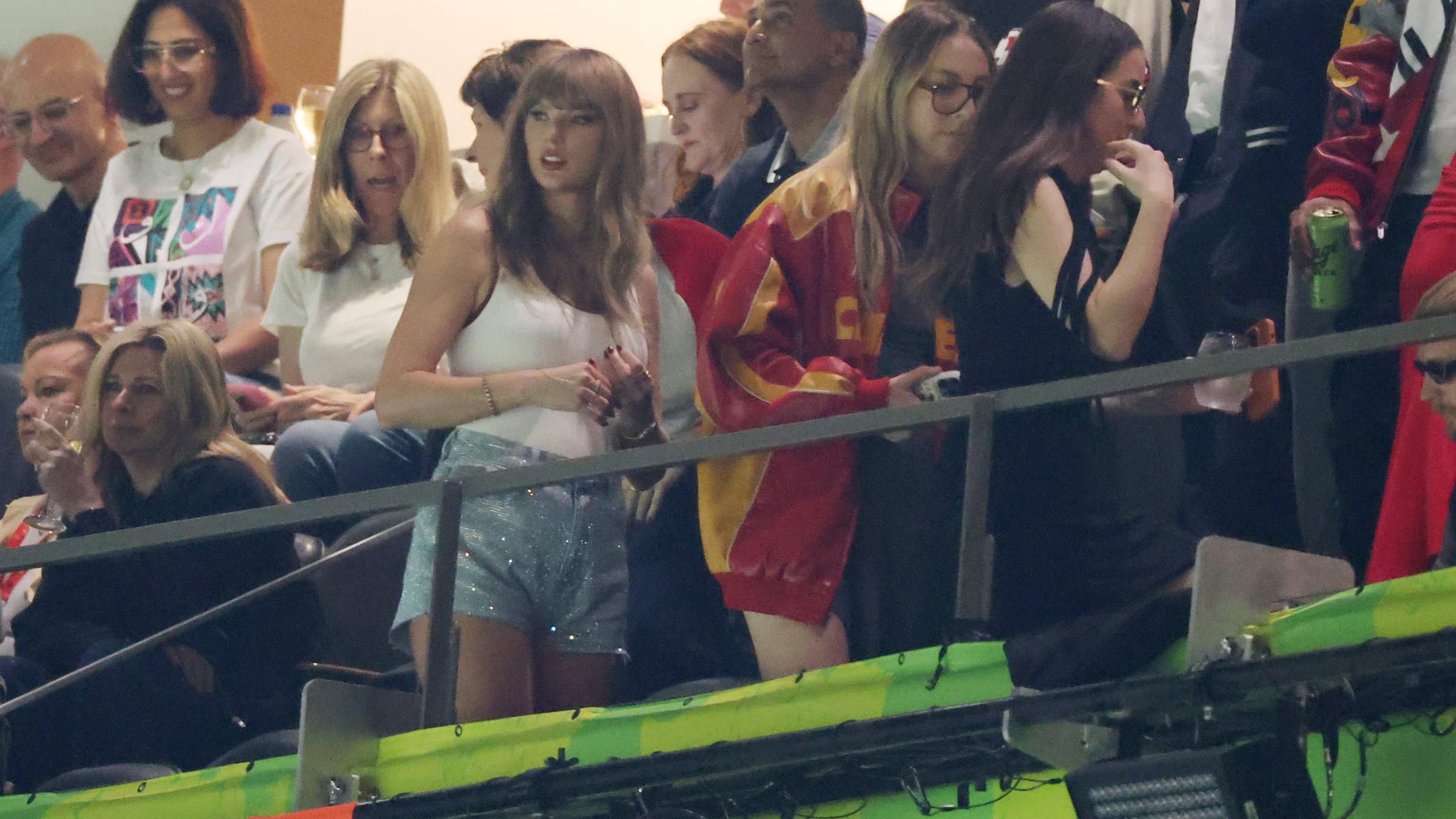 Taylor Swift auf der Tribüne bei Super Bowl 59