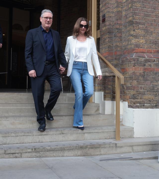 7. Mai 2026, London, Vereinigtes Königreich: Keir Starmer bei der Stimmabgabe. Keir Starmer gibt seine Stimme bei den Kommunalwahlen ab.