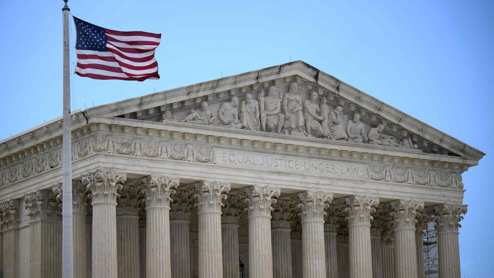 Ein Blick auf den Obersten Gerichtshof der USA am 1. Juli 2024 in Washington, DC.