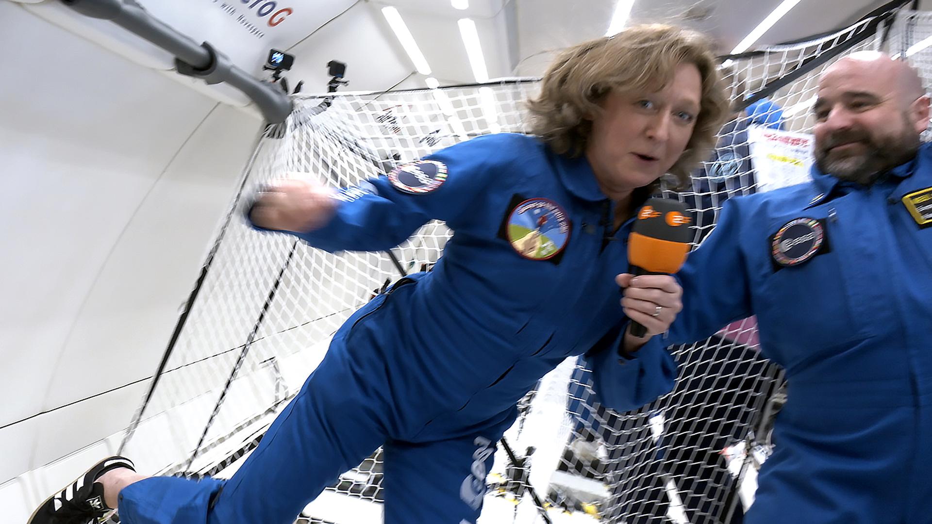 ZDF-Reporterin Susanne Freitag-Carteron in der Schwerelosigkeit