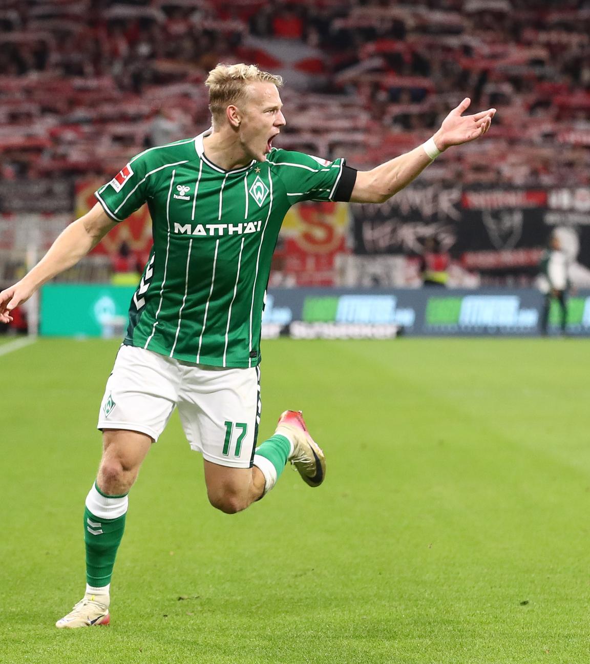 Marco Grüll jubelt über sein im Spiel Werder Bremen gegen Union Berlin.