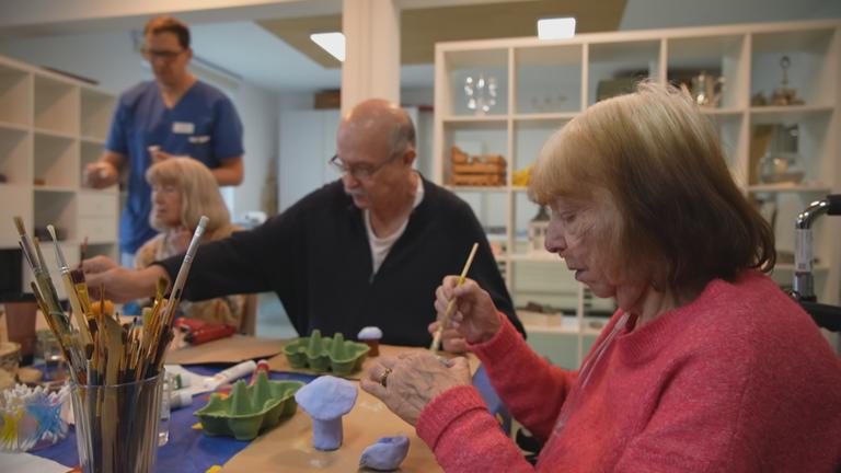 Bastelnde Senioren