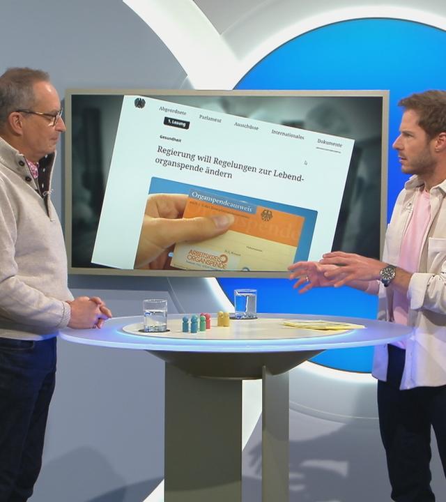 Dr. Christoph Specht im Gespräch mit Moderator Florian Weiss.