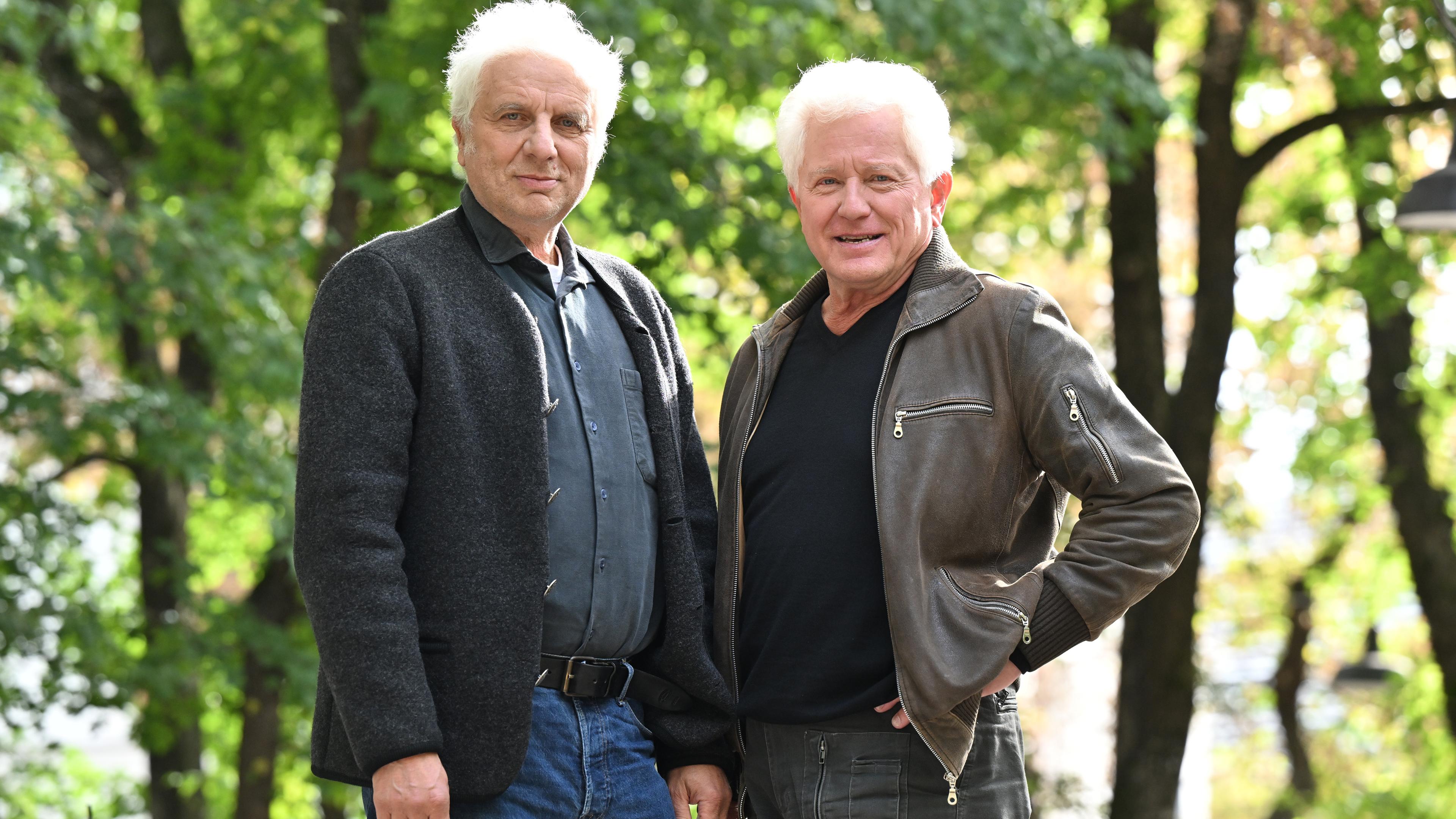 Bayern, München: Die Schauspieler Udo Wachtveitl (Kommissar Franz Leitmayr, l) und Miroslav Nemec (Kommissar Ivo Batic).