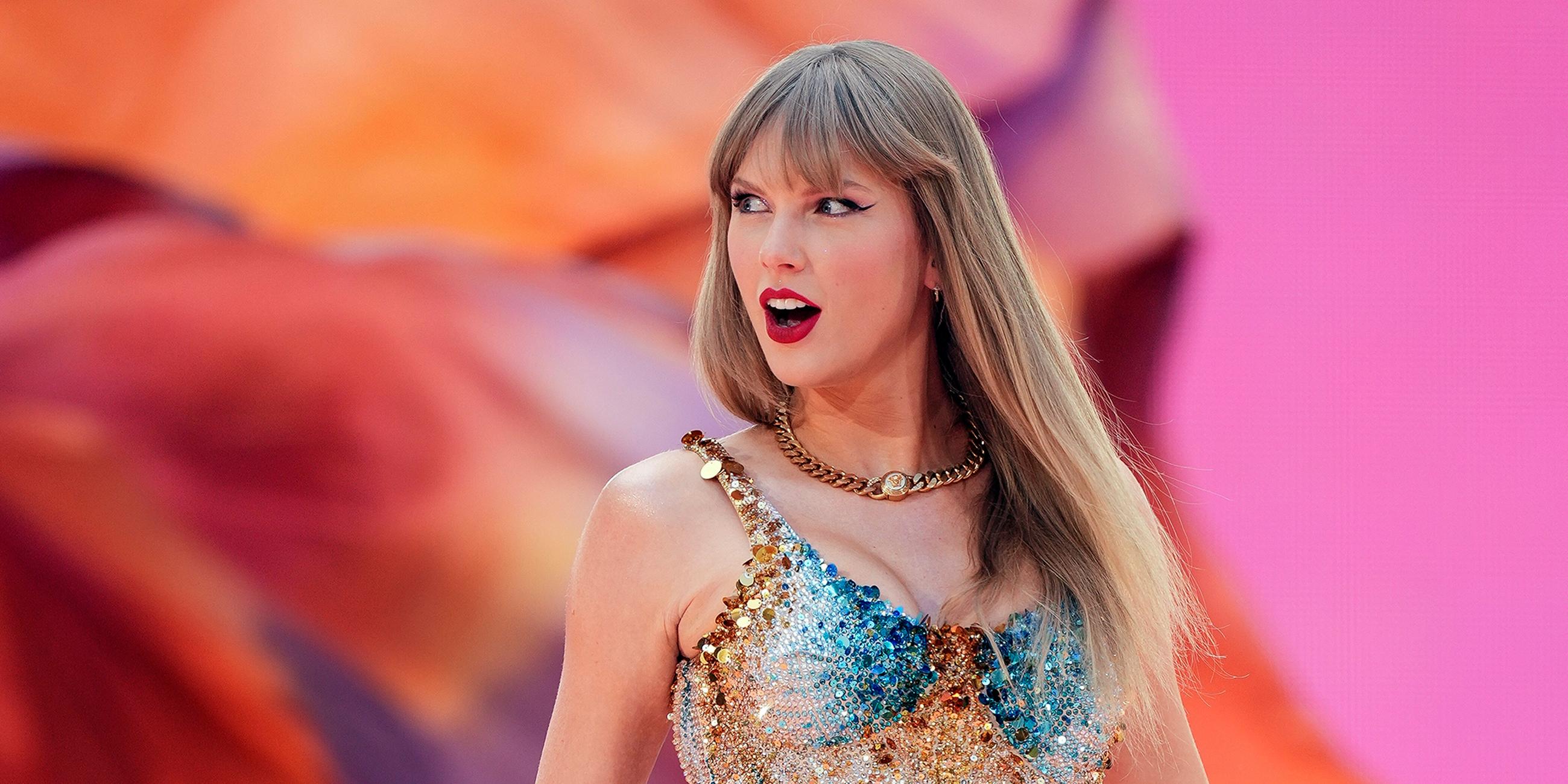 Taylor Swift tritt im Rahmen ihrer Eras Tour im Wembley Stadion in London auf.