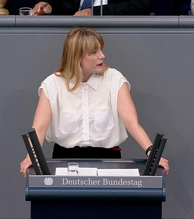 Anträge Die Linke zu Meinungsfreiheit und Wahlalter