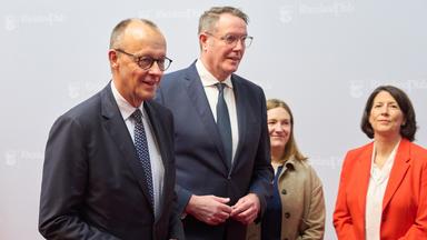 teaser-phoenix-antrittsbesuch-des-bundeskanzlers-in-rheinland-pfalz-5157280-100~384x216?cb=1765283087848