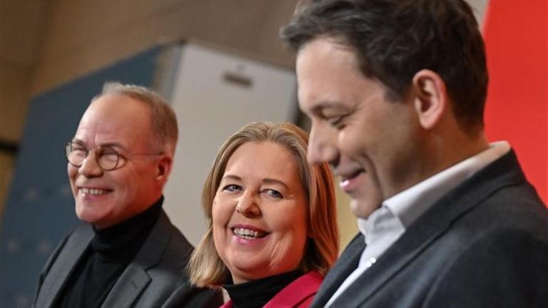 Bas: "Es geht um Arbeit und Wirtschaft"