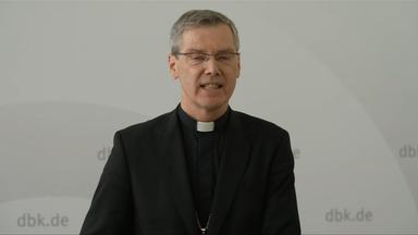 Bischof Heiner Hilmer nach seiner Wahl