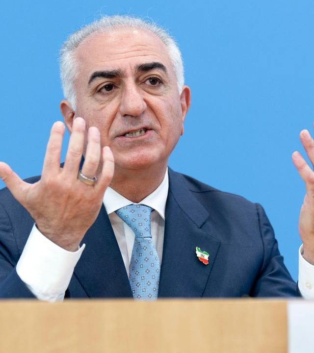 BPK: Reza Pahlavi in Berlin [Deutsche Version]