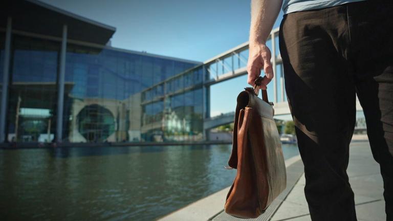 Bürokratie vs. Demokratie