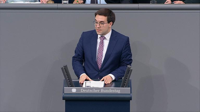 Debatte über unlauteren Wettbewerb und Verbrauchervertragsrecht