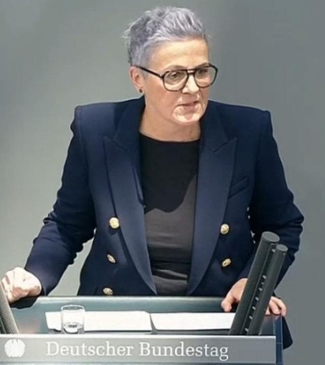 Debatte zu Schrottimmobilien