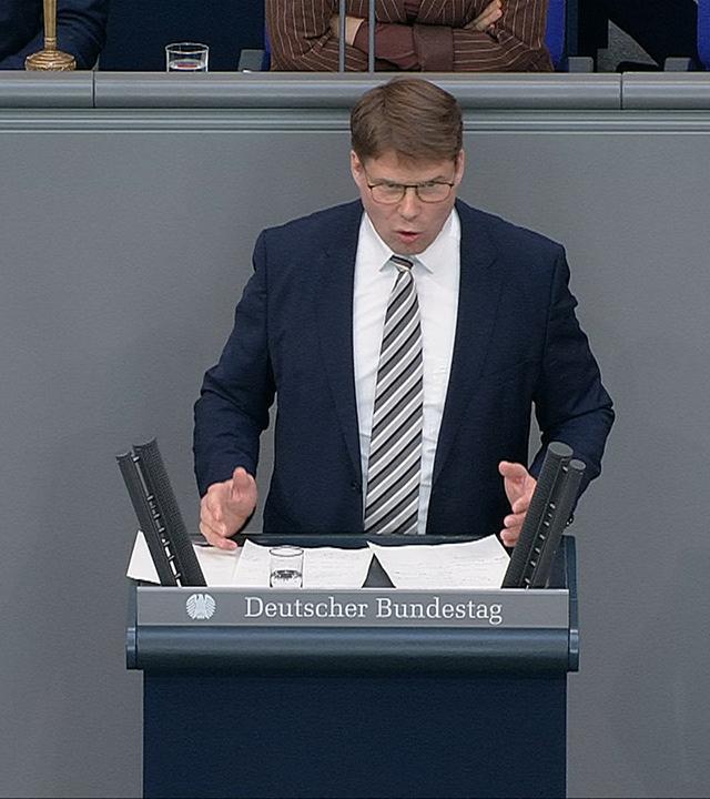 Debatte zum Pariser Kernenergiegipfel