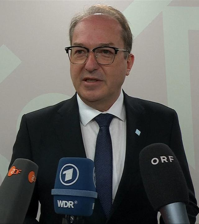 Dobrindt: Illegale Migration weiter reduzieren